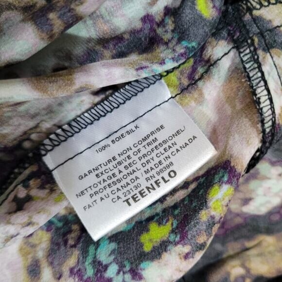 Teenflo Purple Abstract Silk Wrap Blouse with Button Snap Enclosure - Size 6 - Picture 5 of 8